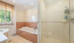 Venda Moradia Valbonne