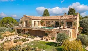 Venda Moradia Valbonne