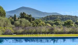 Venda Moradia Valbonne