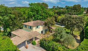 Venda Moradia Valbonne