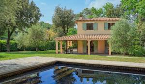 Venda Moradia Valbonne