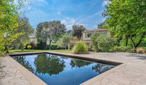 Venda Moradia Valbonne