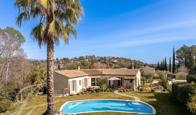 Venda Moradia Valbonne