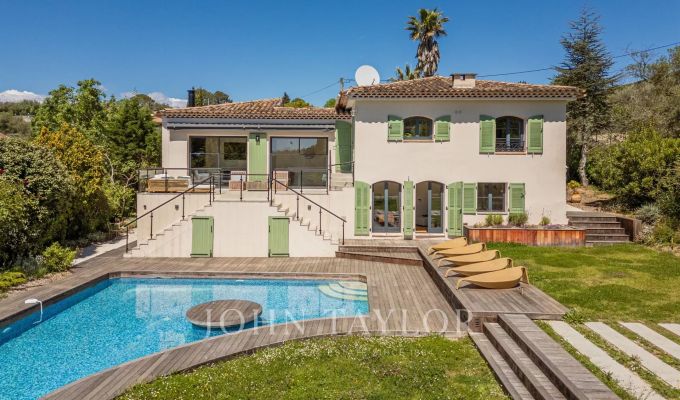 Venda Moradia Valbonne