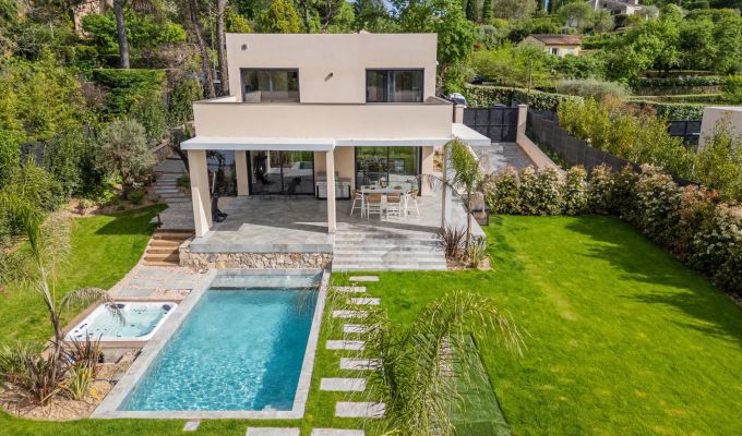 Venda Moradia Valbonne