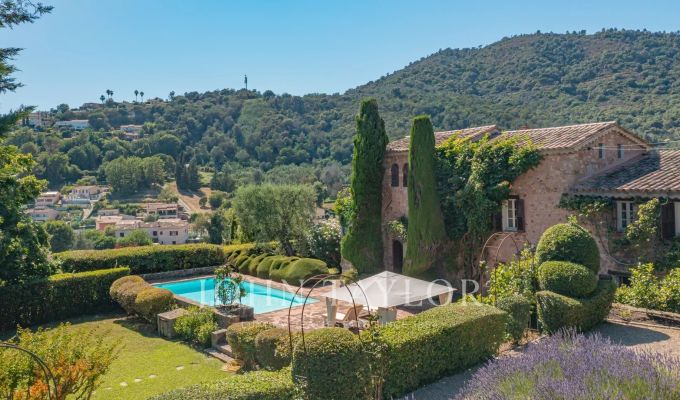 Venda Propriedade Auribeau-sur-Siagne