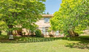 Venda Propriedade La Tour-d'Aigues