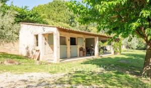 Venda Propriedade La Tour-d'Aigues