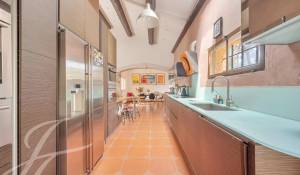 Venda Propriedade Simiane-Collongue