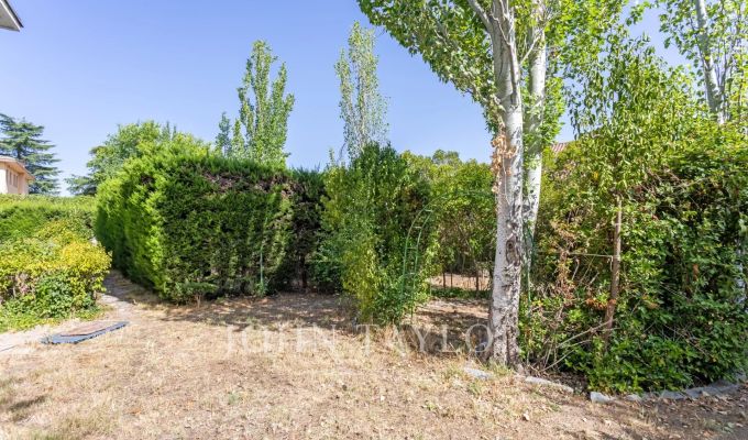 Venda Terreno construtível Majadahonda