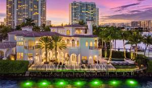 Venda Villa Aventura