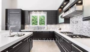 Venda Villa Aventura