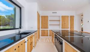 Venda Villa Cala Llenya