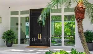 Venda Villa Coral Gables