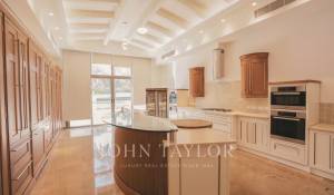 Venda Villa Emirates Hills