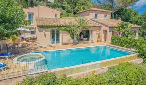 Venda Villa Grimaud