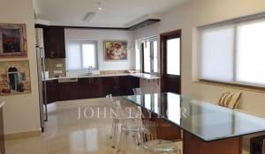 Venda Villa Larnaca