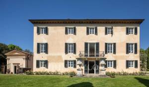 Venda Villa LUCCA  