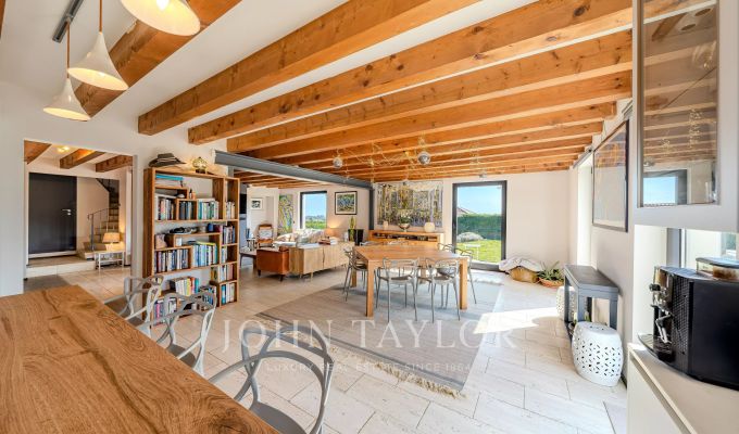 Venda Villa Lully