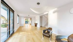 Venda Villa Montreux