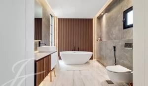 Venda Villa The Lakes