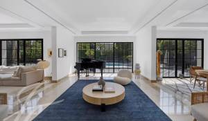 Venda Villa The Lakes