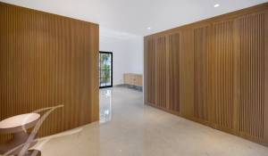 Venda Villa The Lakes