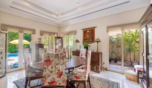 Venda Villa The Lakes