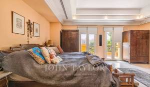 Venda Villa The Lakes