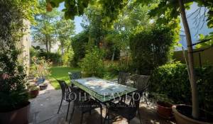 Venda Villa The Lakes