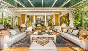 Venda Villa Villeneuve